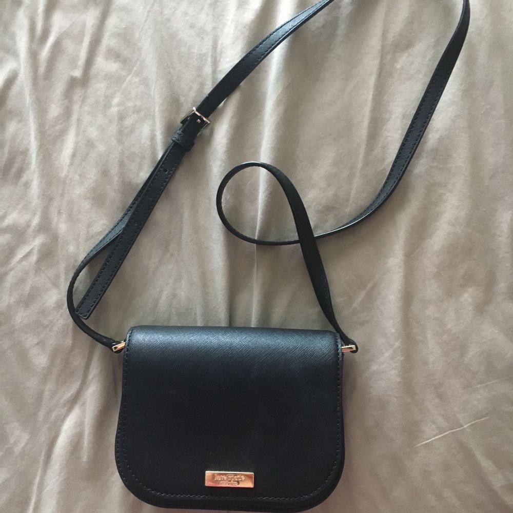 Kate Spade Crossbody purse